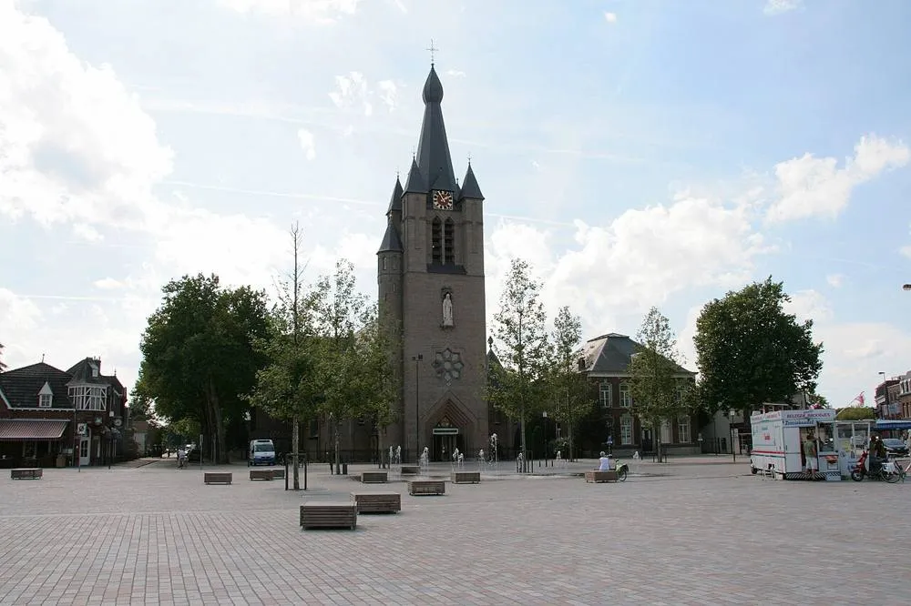 Valkenswaard: Valkenswaard - Markt 53 St. Nicolaaskerk