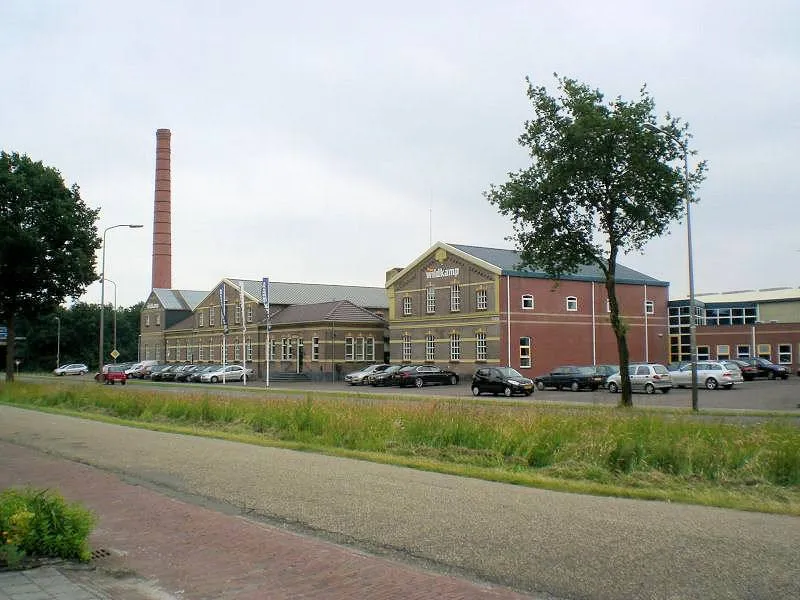Lutten: Baanbreker1